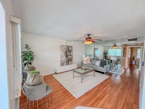 54 Newport C 54 Deerfield Beach FL 33442