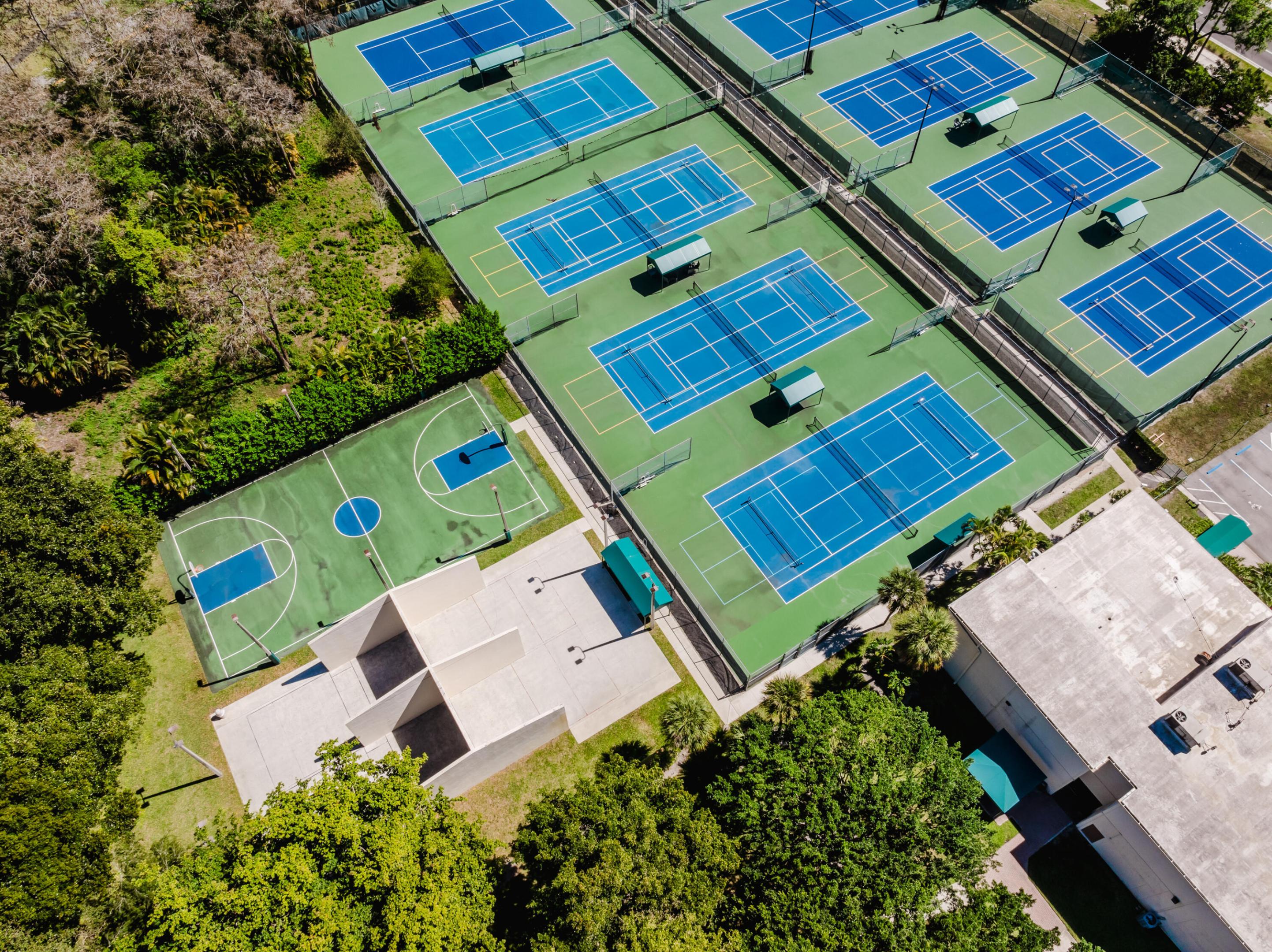 TRADEWINDS B CONDO - Residential