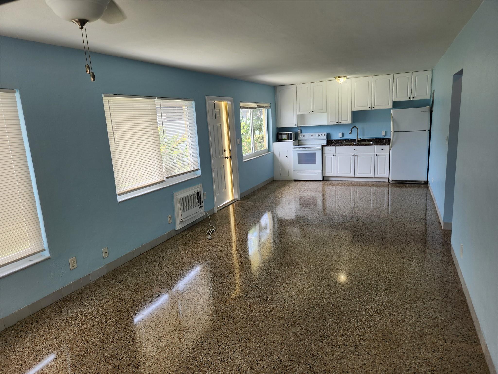 PINEHURST - Residential Lease