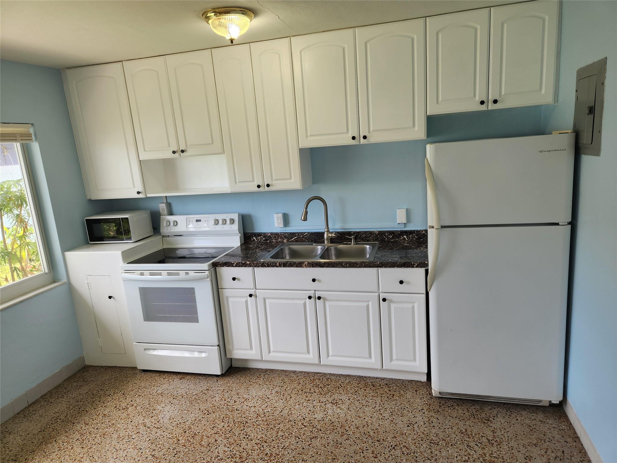 PINEHURST - Residential Lease