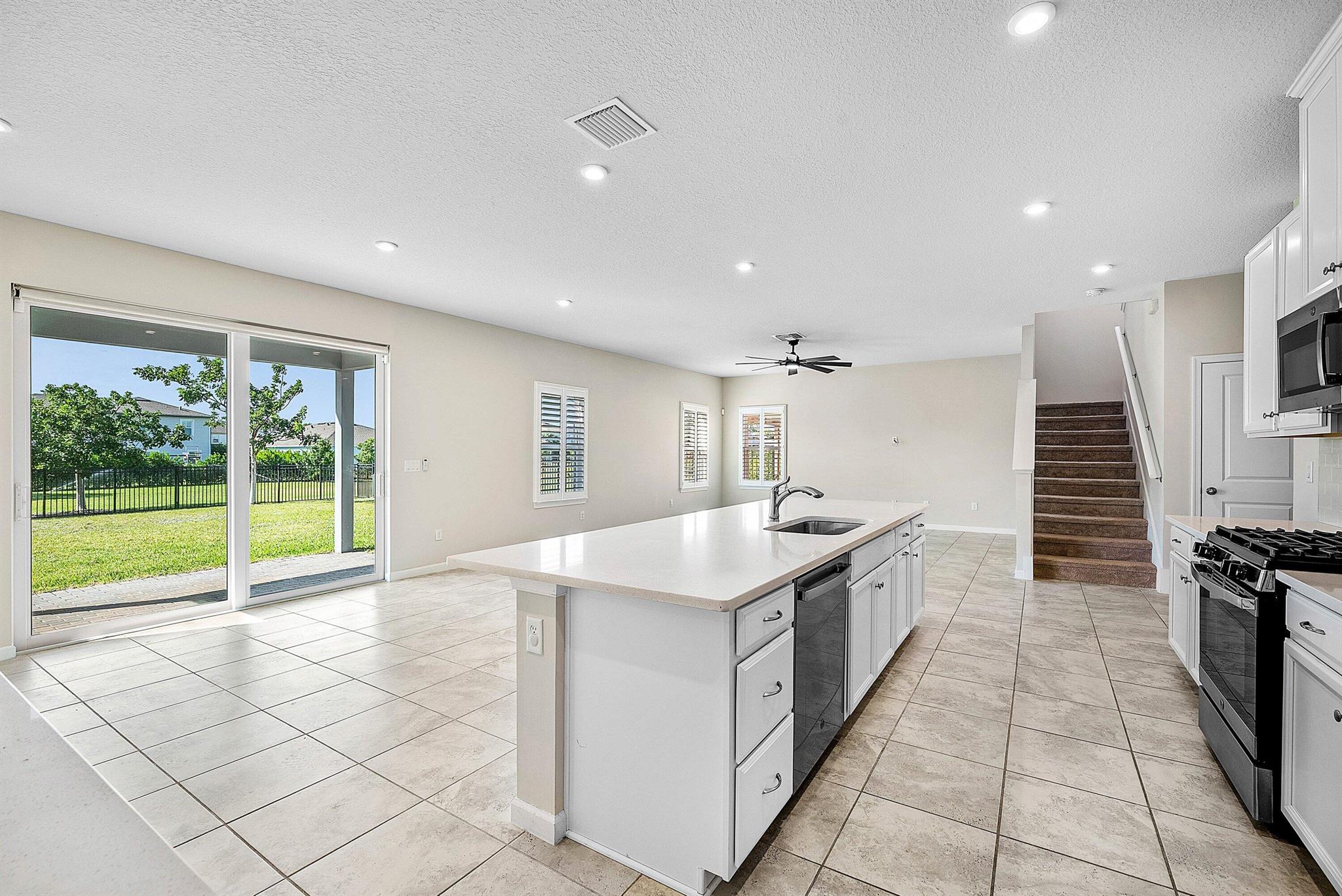 ARDEN PUD POD F EAST - Residential