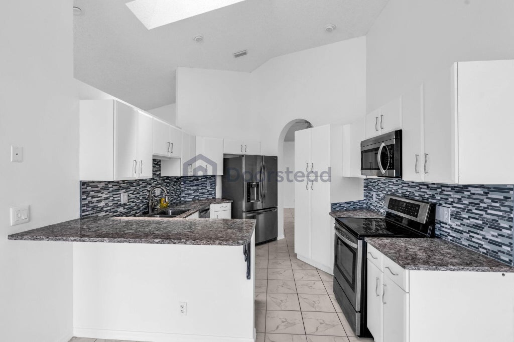 Photo of 12382 Pleasant Green Way, Boynton Beach, FL 33437 (MLS # B26044058)
