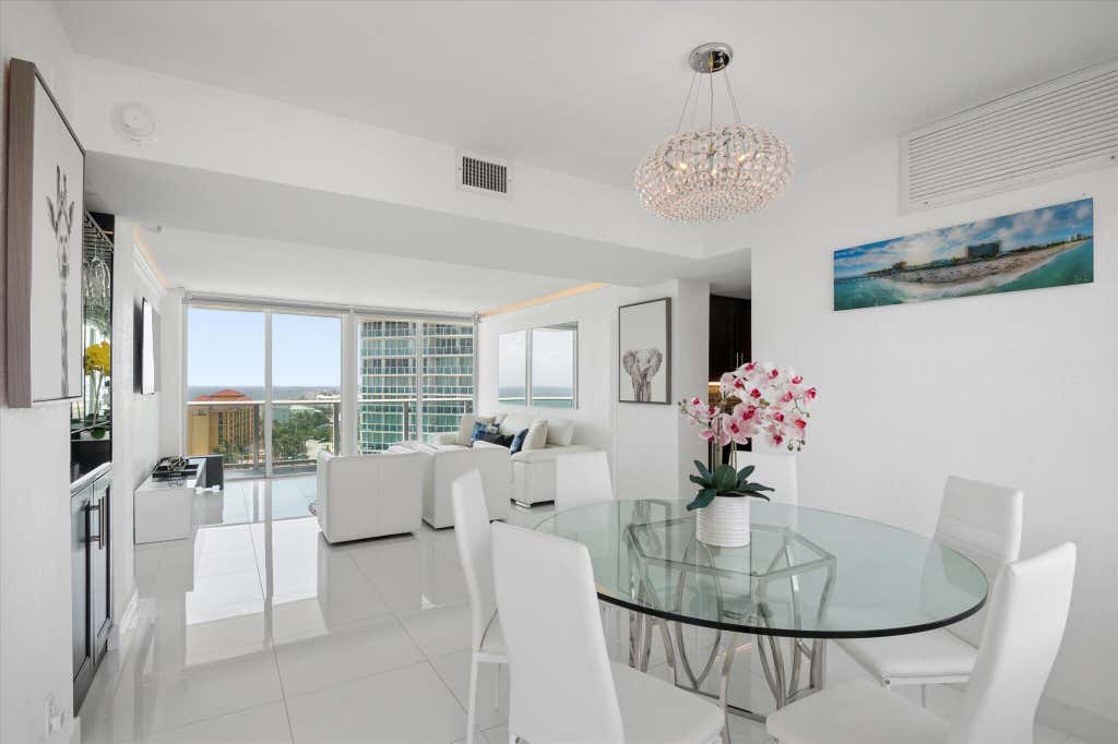 Photo of 333 NE 21ST Avenue #1520, Deerfield Beach, FL 33441 (MLS # B26060312)