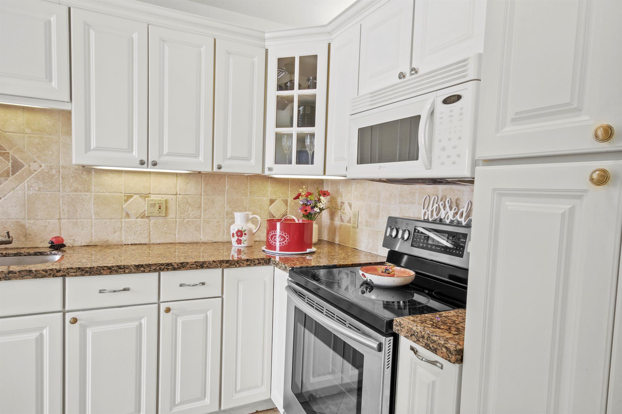 1041 Orange Terrace 102