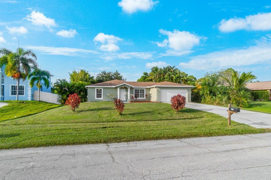 Photo of 337 SW Majestic Terrace, Port Saint Lucie, FL 34984 (MLS # R10941887)