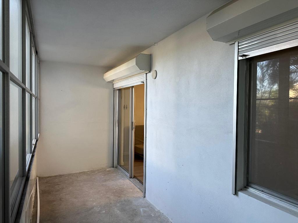 LAKE CLARKE GARDENS CONDO 25 - Residential