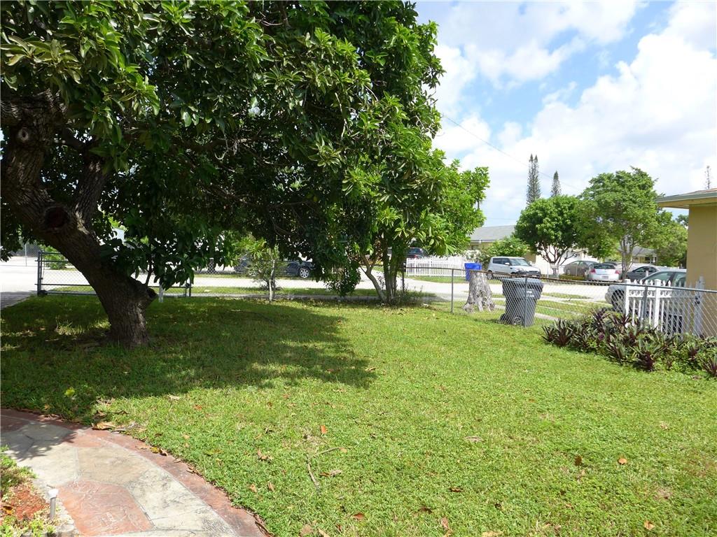 West Hollywood Trailer Ci - Residential