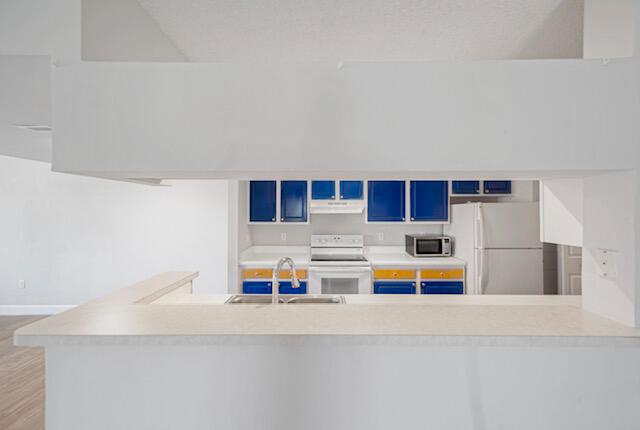 11765 W Atlantic Boulevard 1626, Coral Springs, FL, 33071/$340,000 4 11765 W Atlantic Boulevard 1626