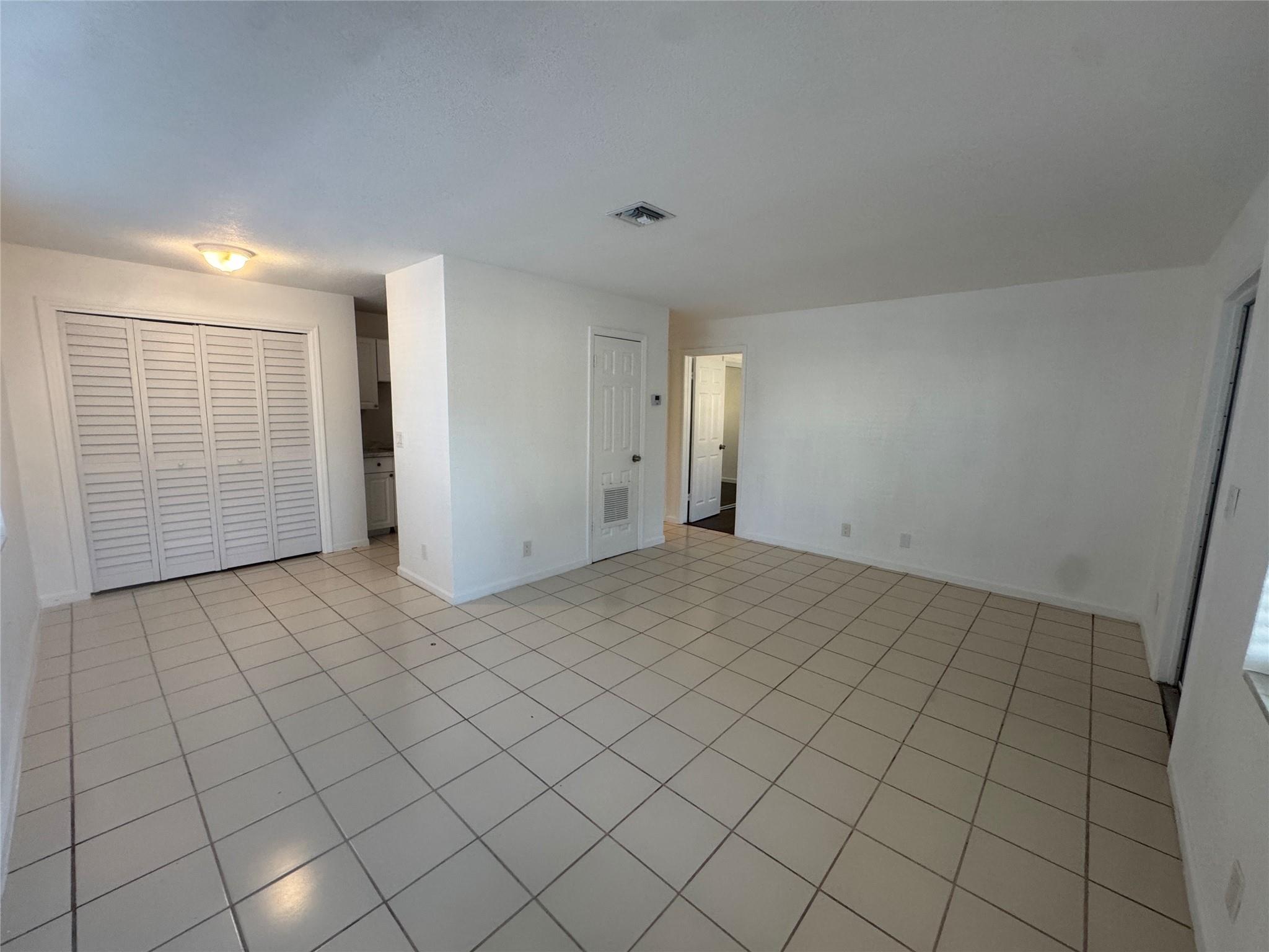 Sunshine Villas First Add - Residential Lease