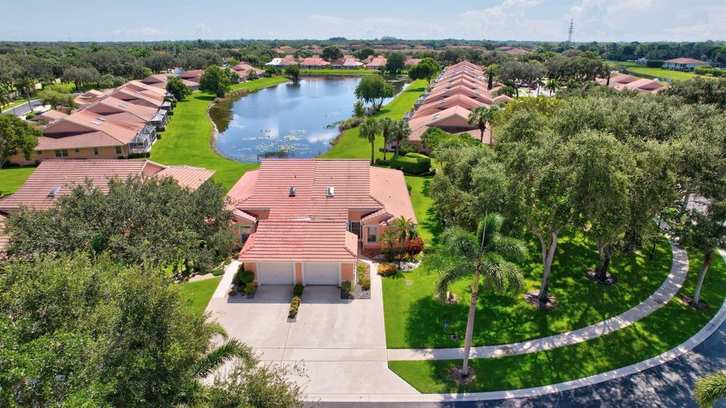 Photo of 5743 Royal Lake Circle, Boynton Beach, FL 33437 (MLS # R10909302)