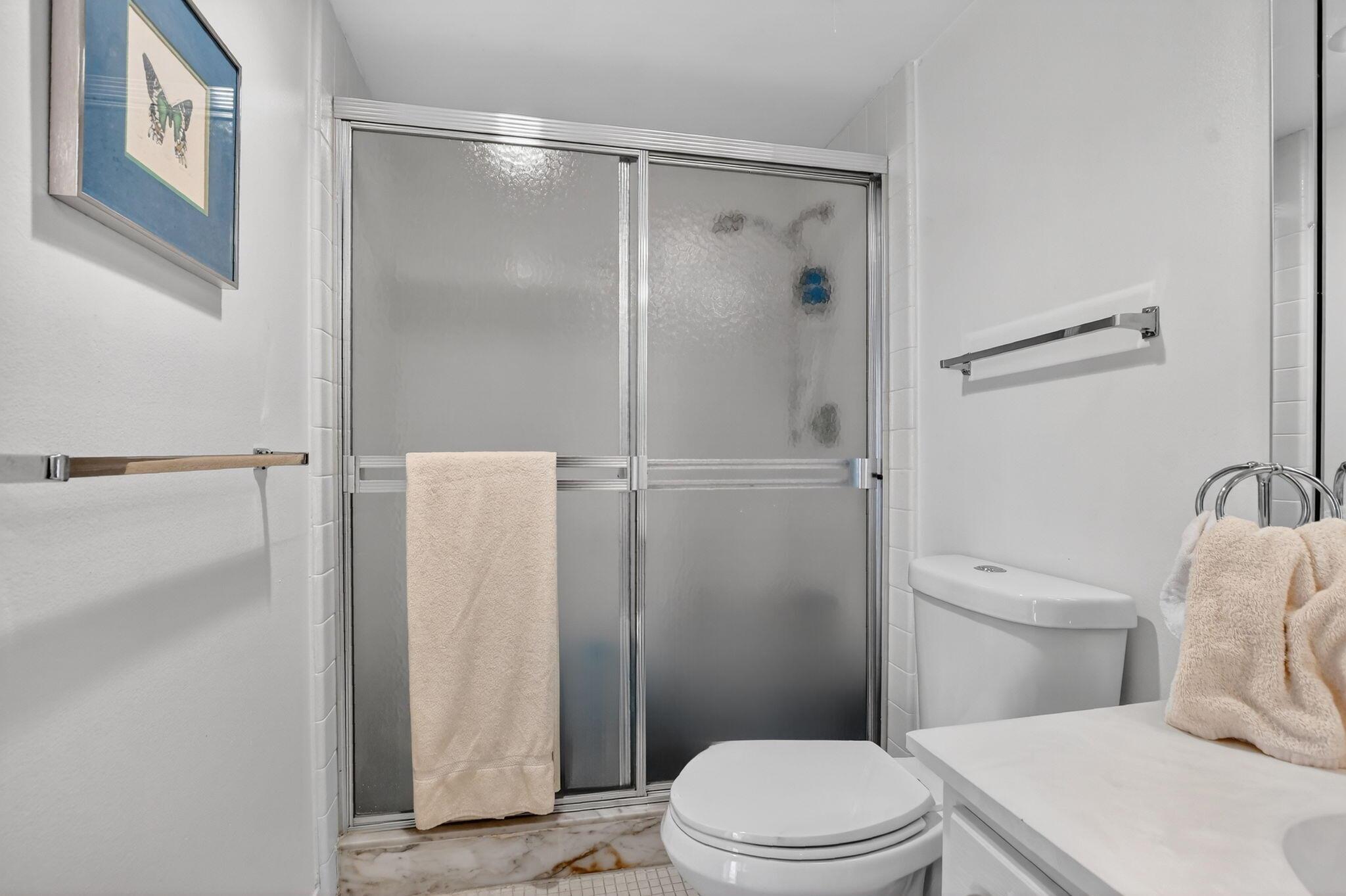 Lakewood Midrise - Residential Lease