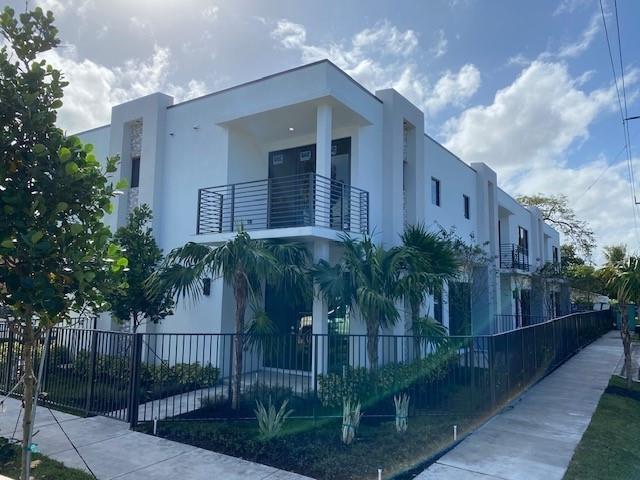 Progresso 2-18 D - Residential Lease