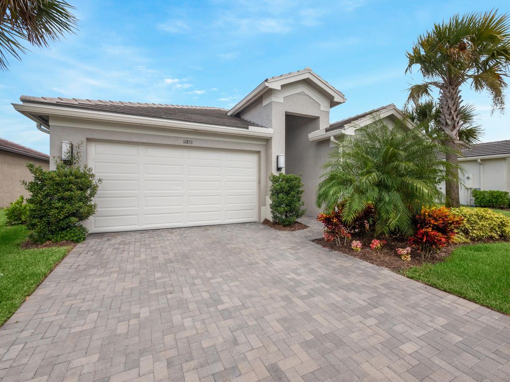 Photo of 11851 SW Jasper Lake Way, Port Saint Lucie, FL 34987 (MLS # R10849743)