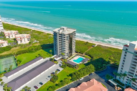 A home in Hutchinson Island