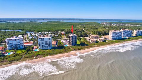 A home in Hutchinson Island