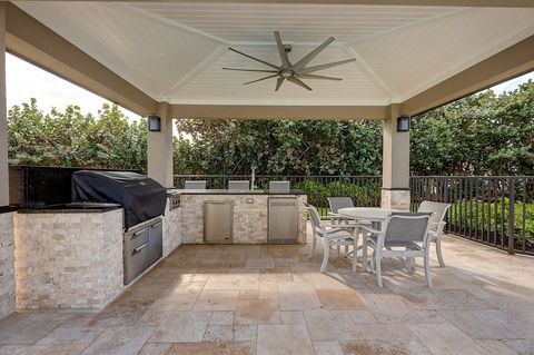 A home in Hutchinson Island