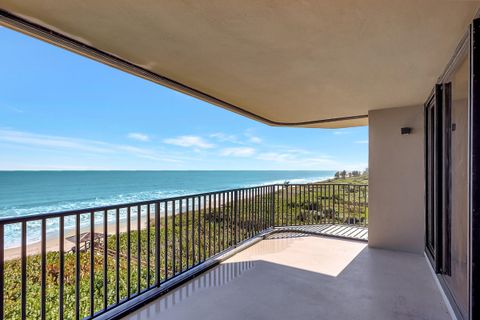 A home in Hutchinson Island