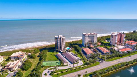 A home in Hutchinson Island