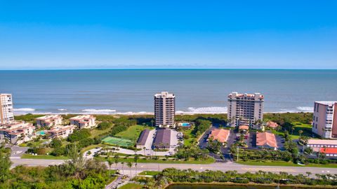 A home in Hutchinson Island