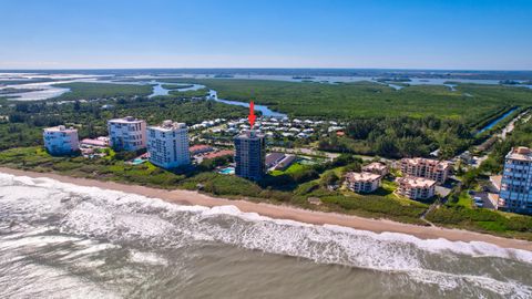 A home in Hutchinson Island