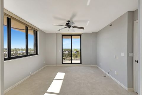 A home in Hutchinson Island