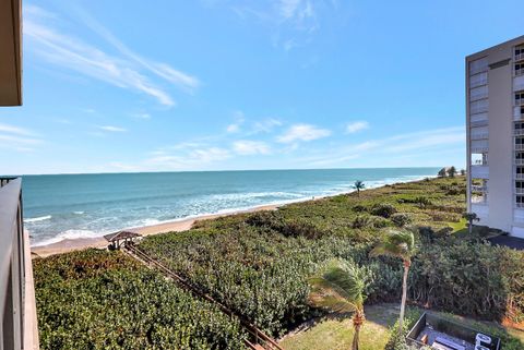 A home in Hutchinson Island