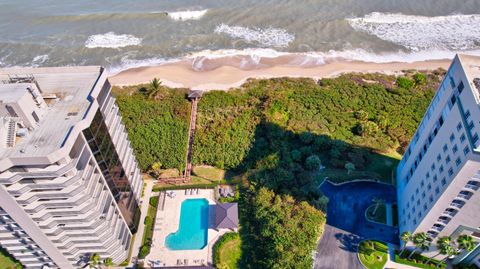 A home in Hutchinson Island