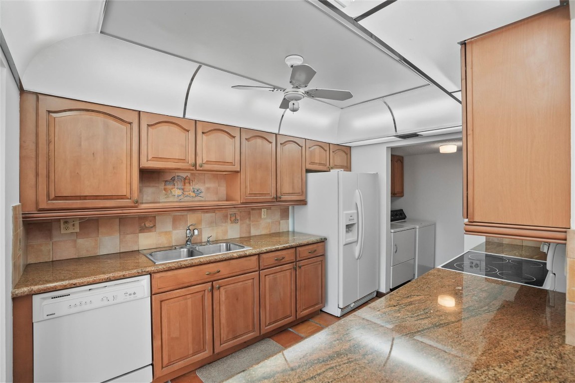 Villas West - Residential