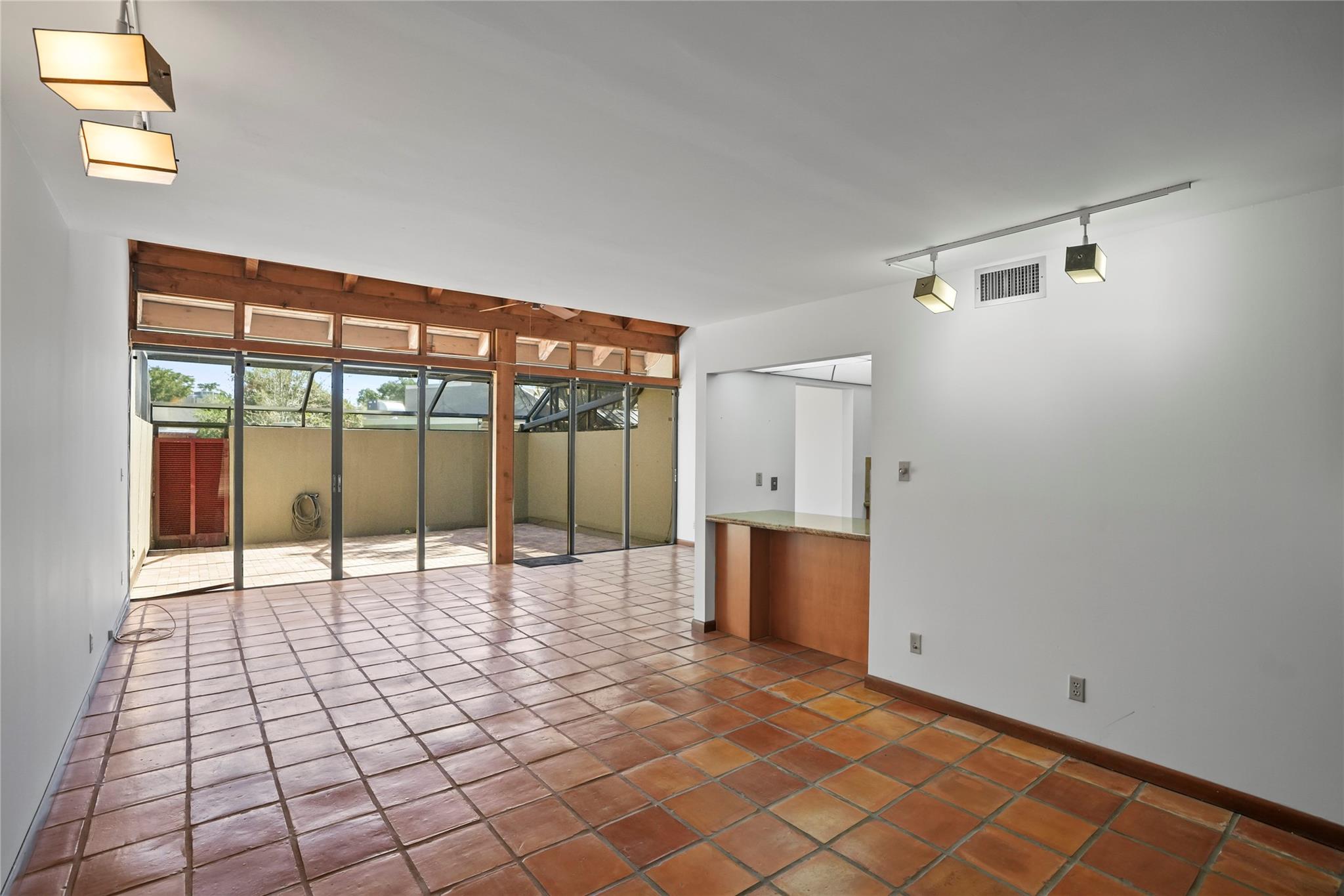 Villas West - Residential