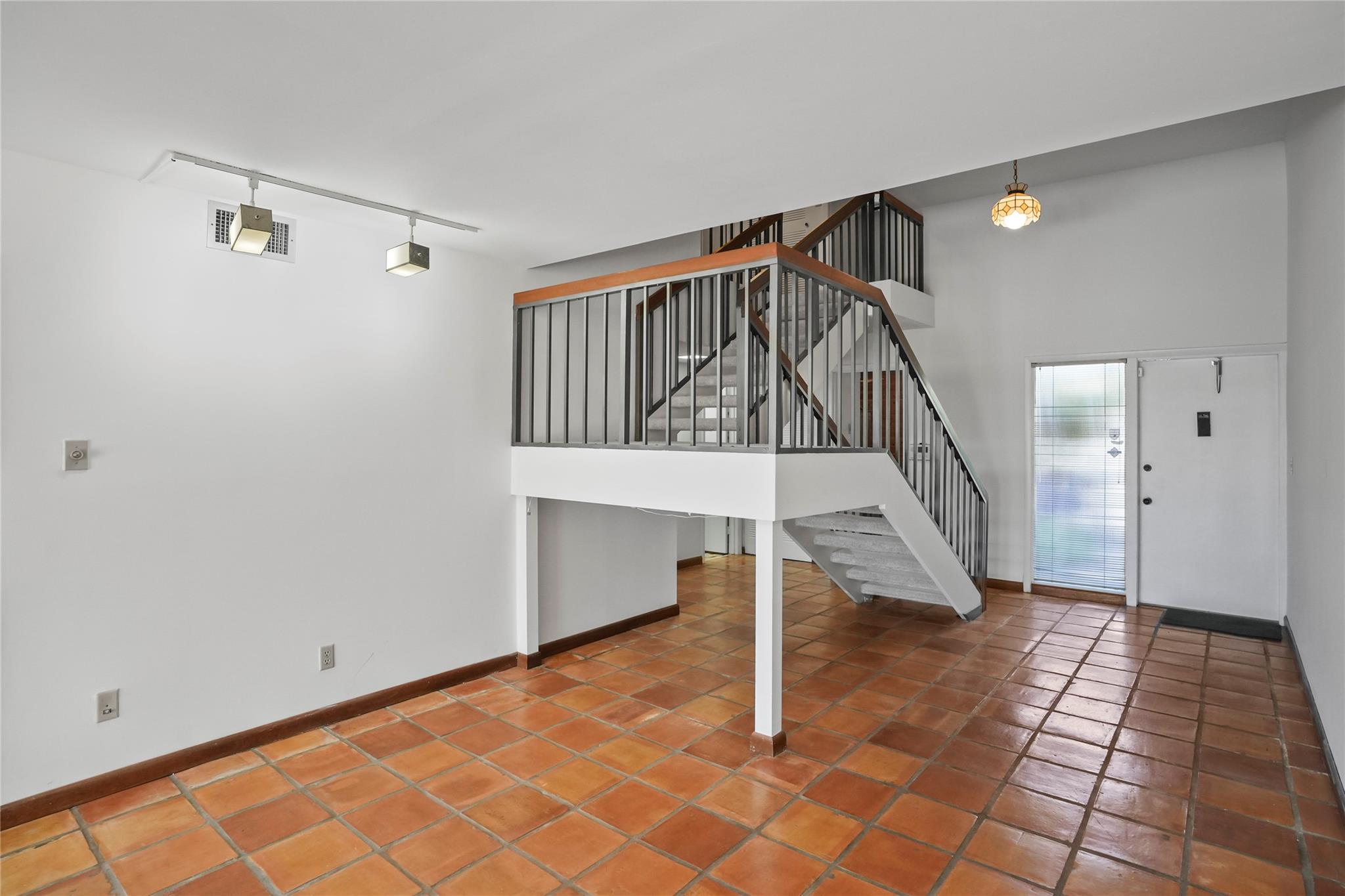 Villas West - Residential