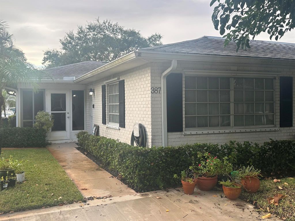 Photo of 10109 S 44th Drive S, Boynton Beach, FL 33436 (MLS # R11144600)