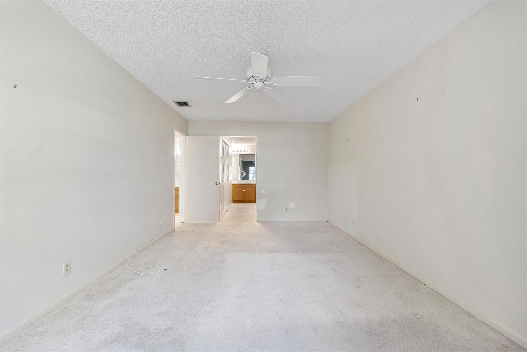 LIMETREE CONDO - Residential