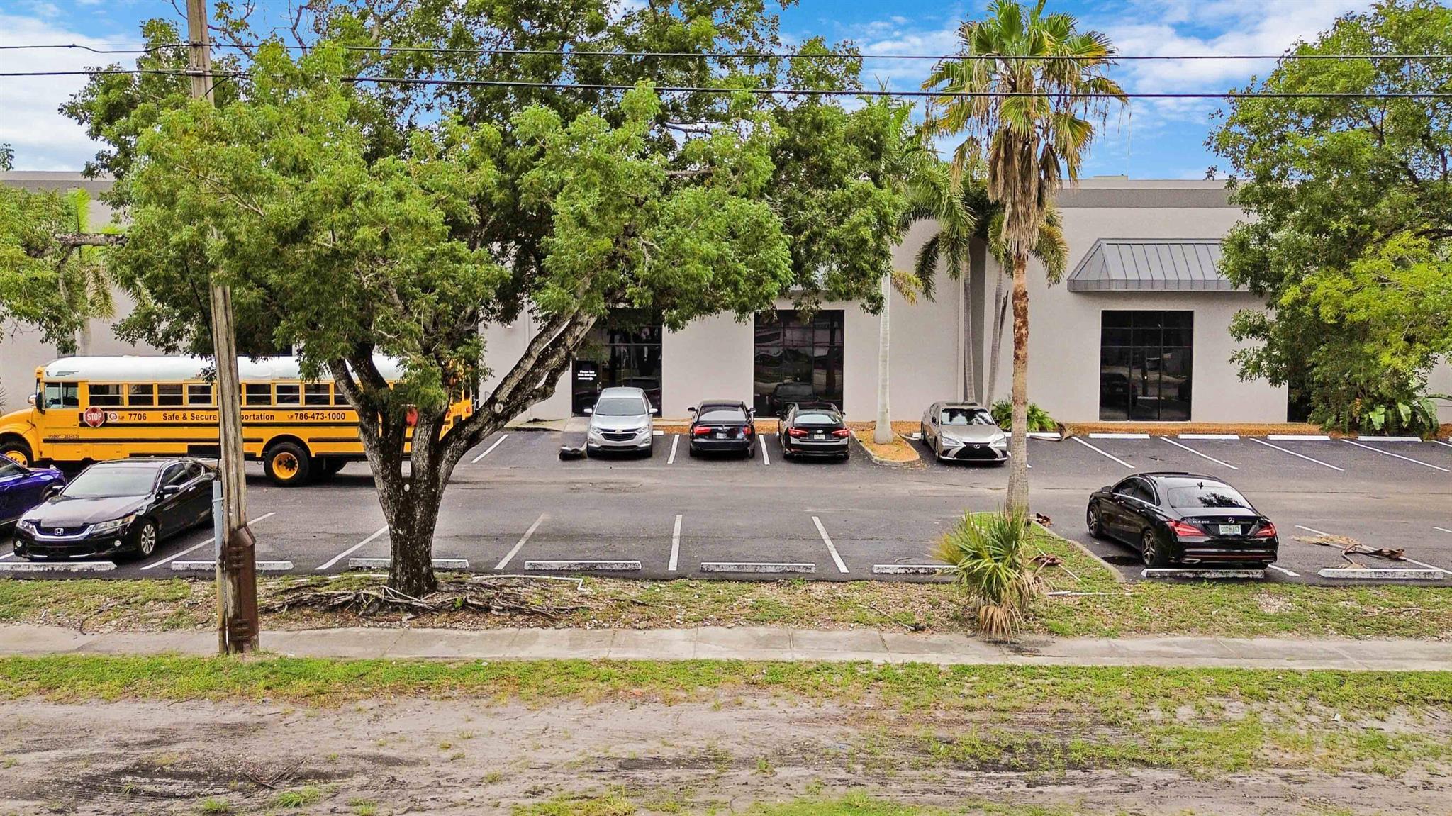 Industrial 100 Unit 2 85- - Commercial Sale