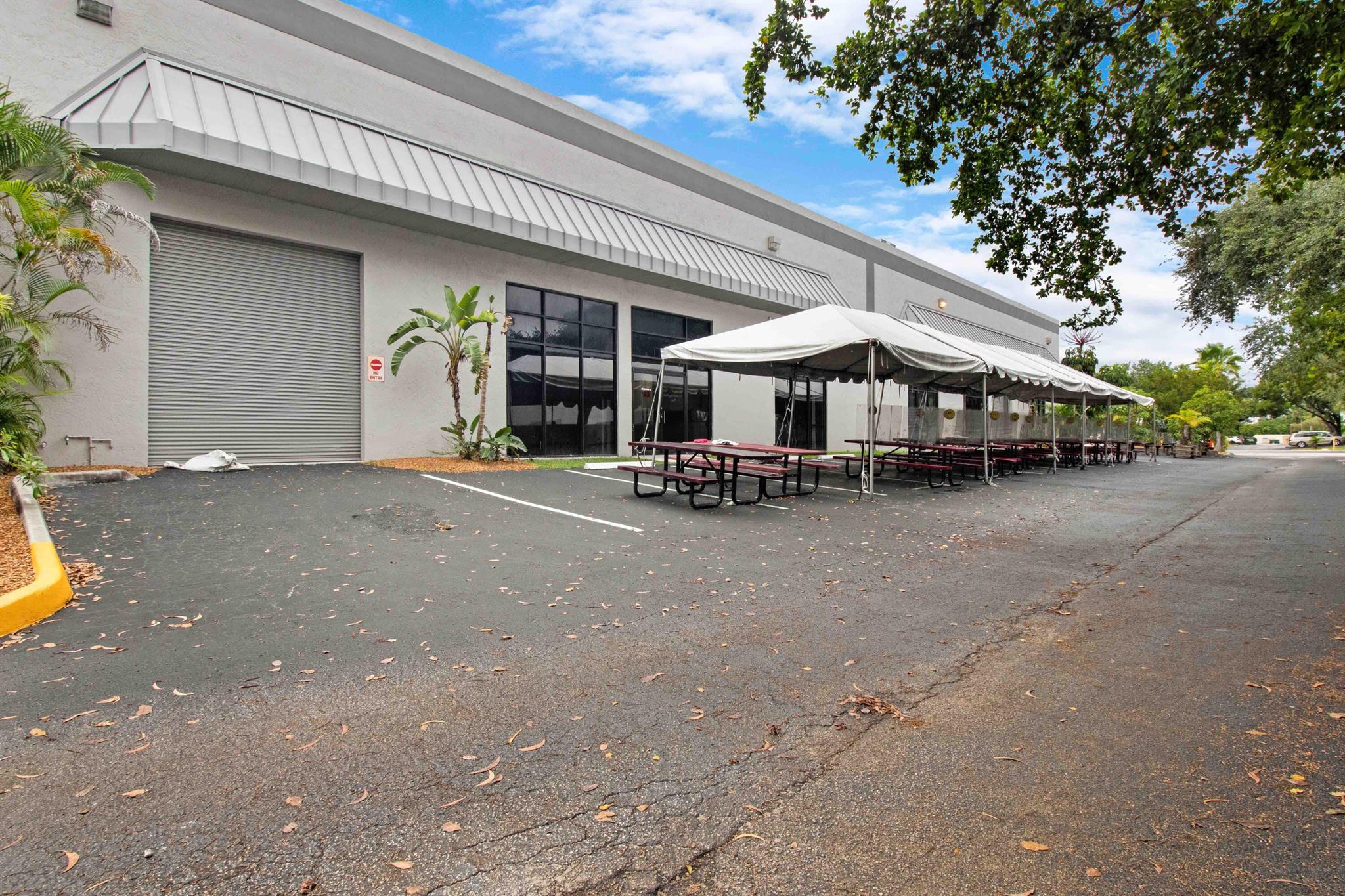 Industrial 100 Unit 2 85- - Commercial Sale