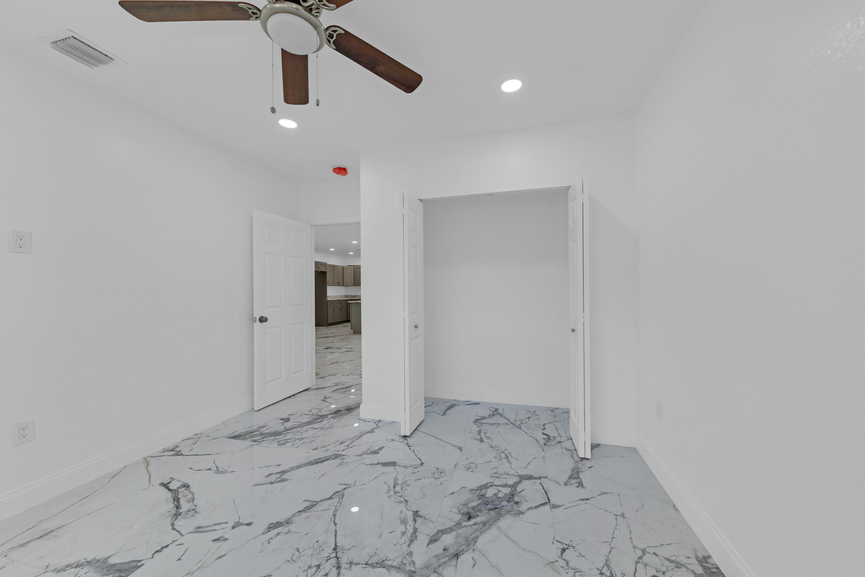 WASHINGTON PARK THIRD ADD - Residential Lease