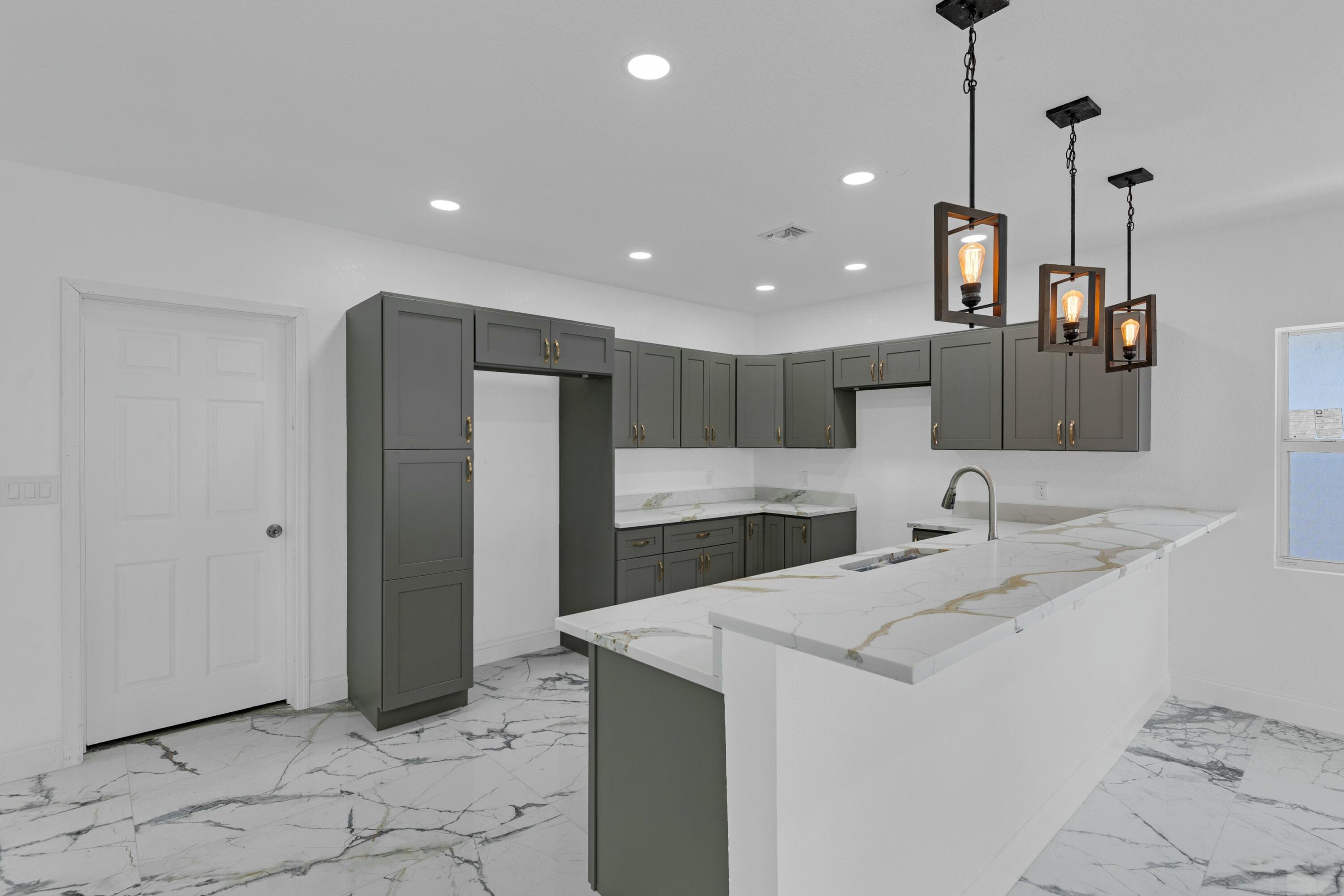 WASHINGTON PARK THIRD ADD - Residential Lease