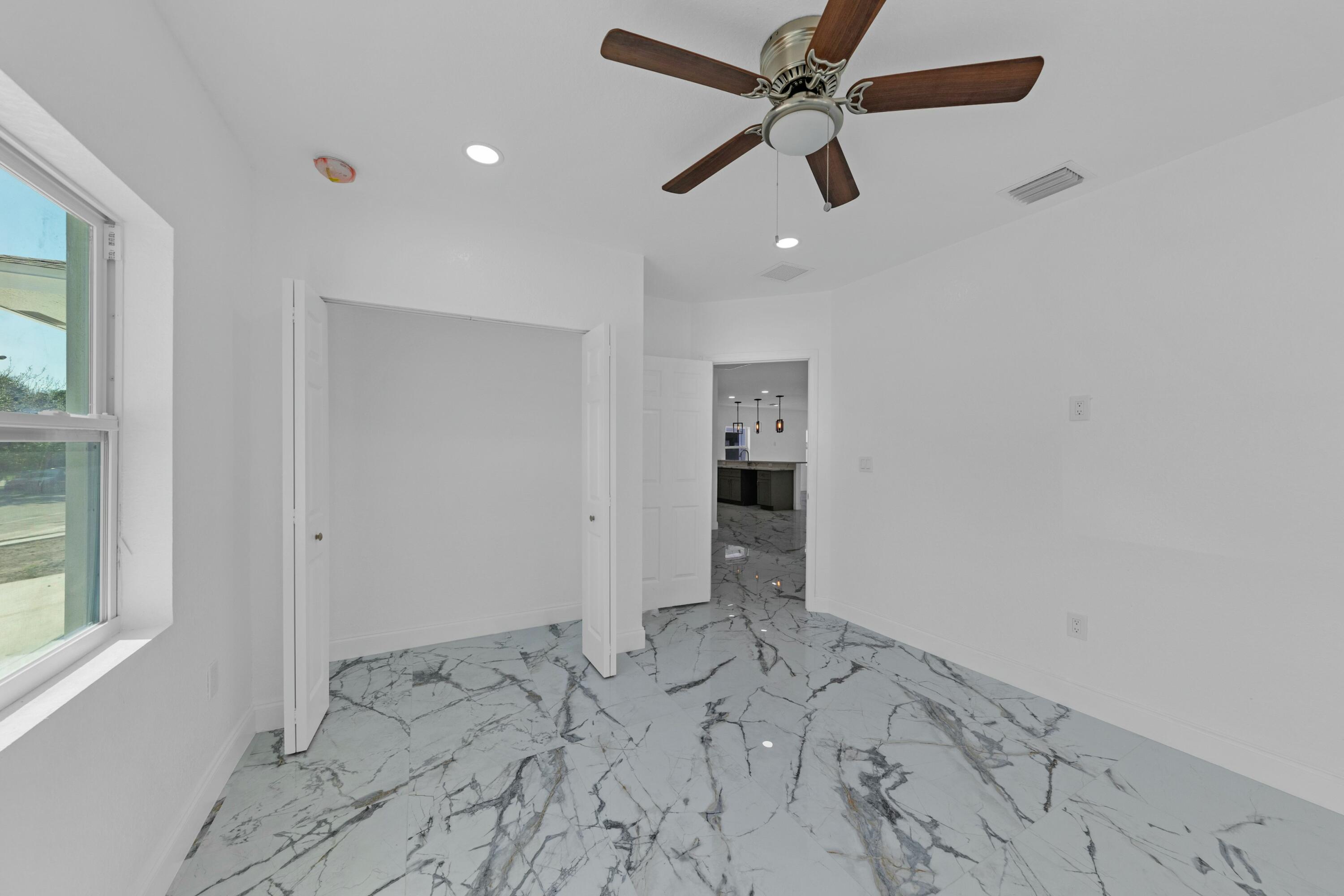 WASHINGTON PARK THIRD ADD - Residential Lease