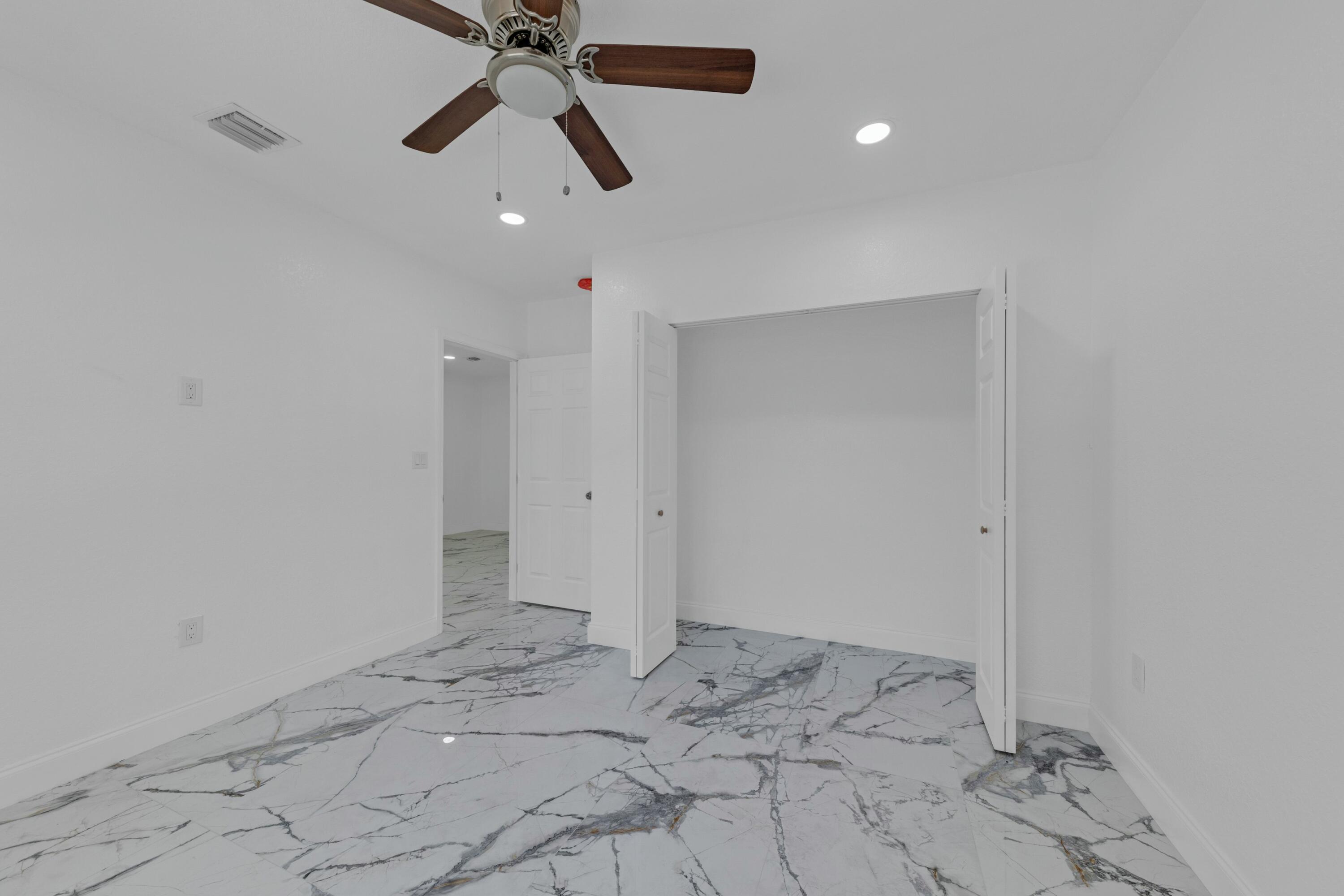 WASHINGTON PARK THIRD ADD - Residential Lease