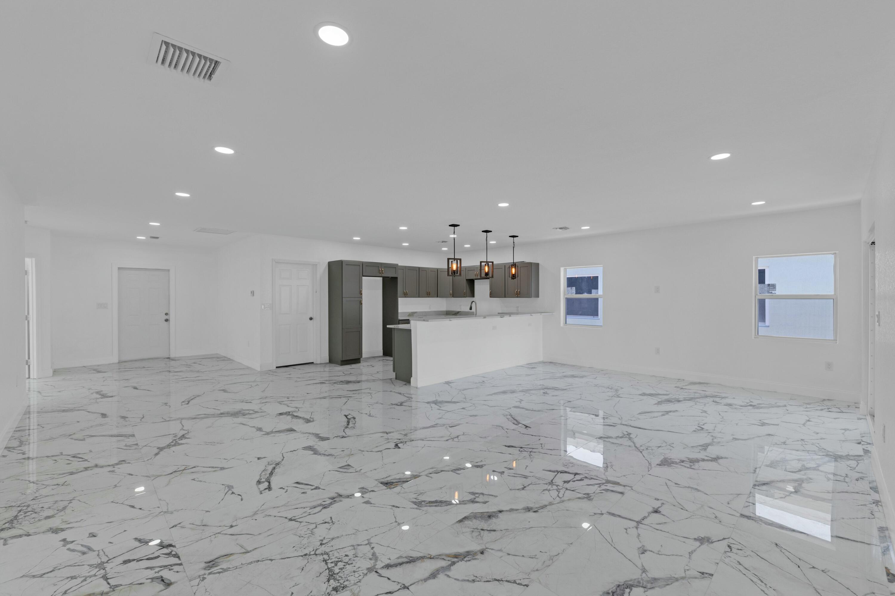 WASHINGTON PARK THIRD ADD - Residential Lease