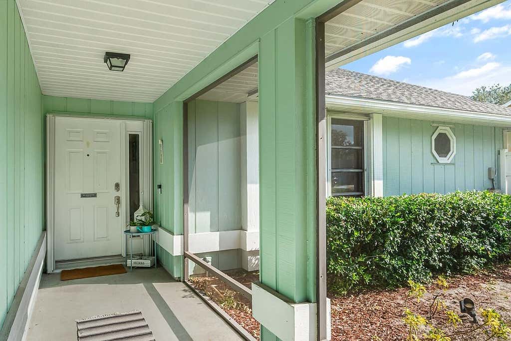 Photo of 761 SE Fallon Drive, Port Saint Lucie, FL 34983 (MLS # R11076916)