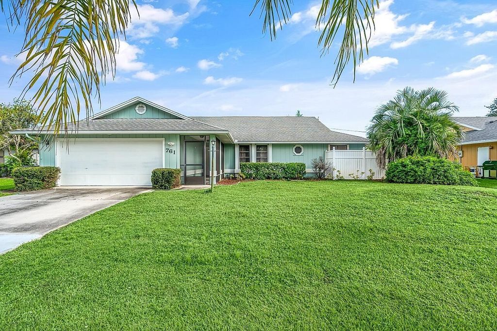 Photo of 761 SE Fallon Drive, Port Saint Lucie, FL 34983 (MLS # R11076916)