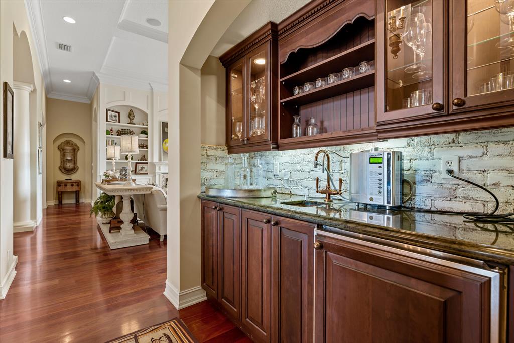 SADDLE TRAIL PARK OF WELLINGTON - Residential