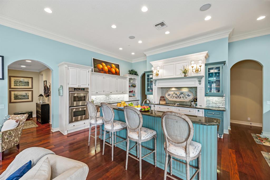 SADDLE TRAIL PARK OF WELLINGTON - Residential