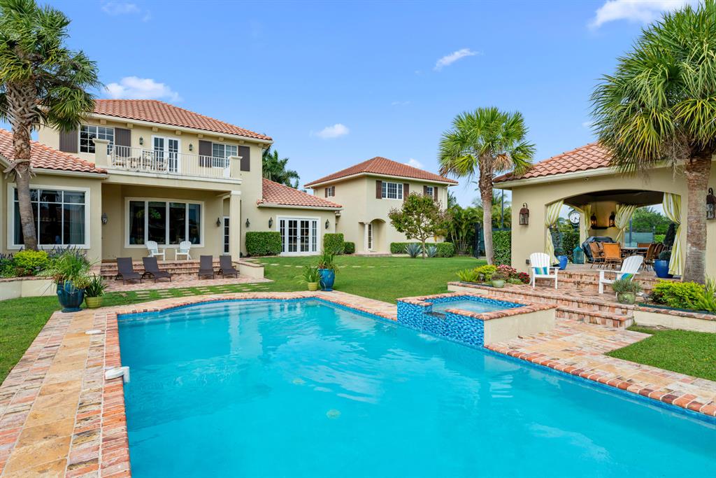 SADDLE TRAIL PARK OF WELLINGTON - Residential