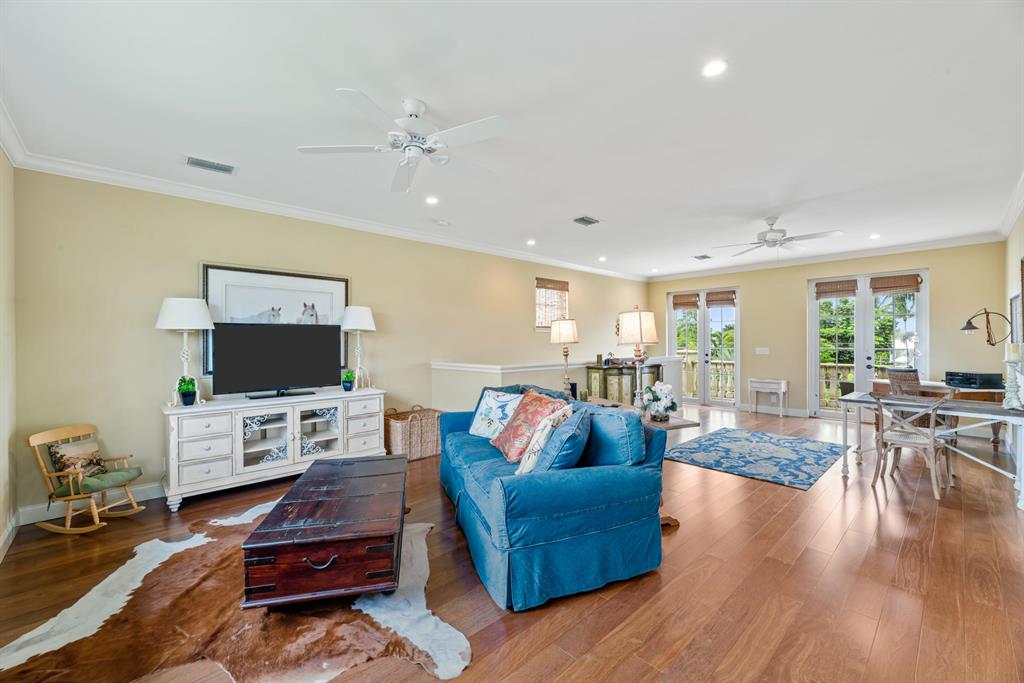 SADDLE TRAIL PARK OF WELLINGTON - Residential