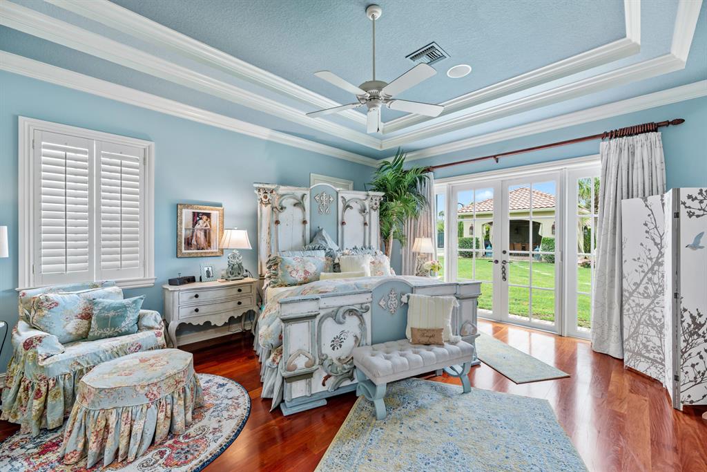 SADDLE TRAIL PARK OF WELLINGTON - Residential