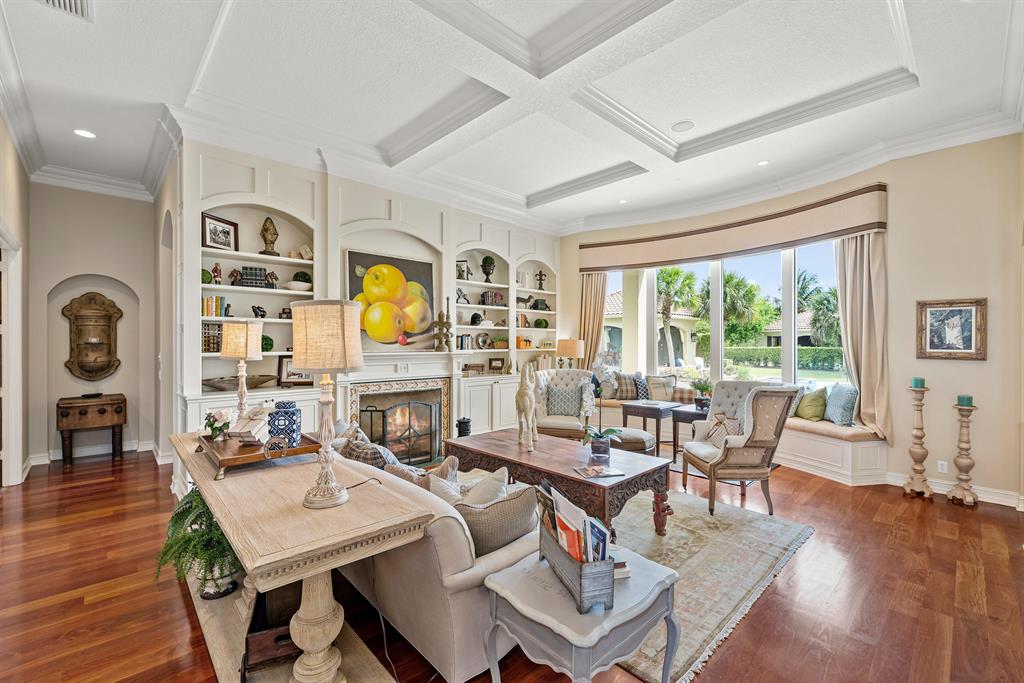 SADDLE TRAIL PARK OF WELLINGTON - Residential