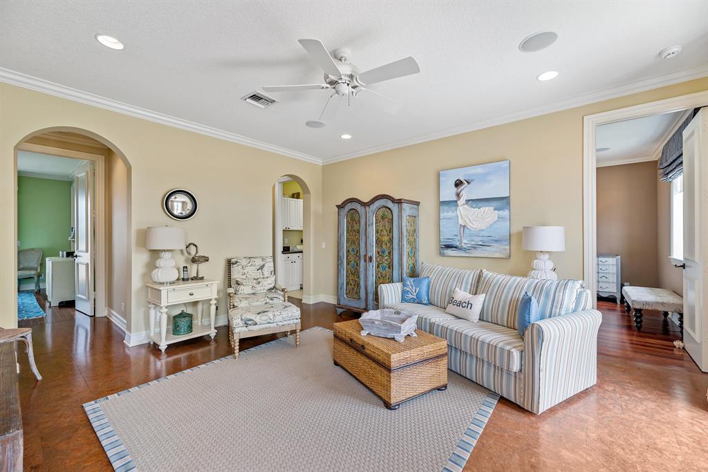 SADDLE TRAIL PARK OF WELLINGTON - Residential