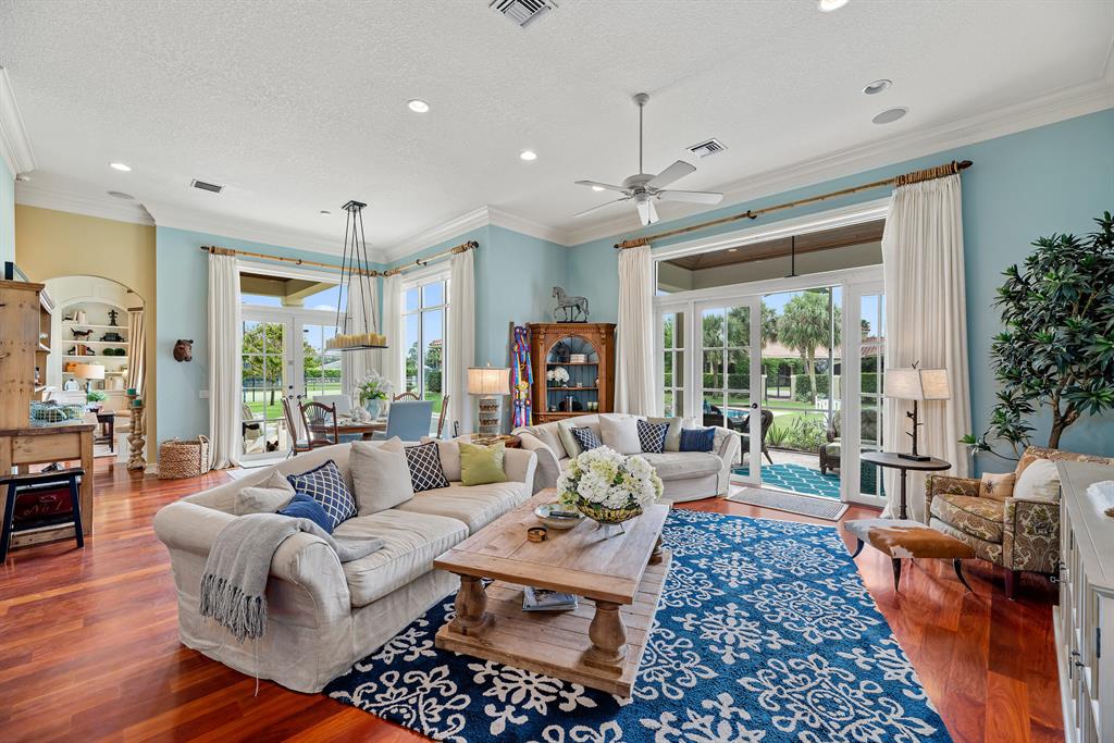 SADDLE TRAIL PARK OF WELLINGTON - Residential