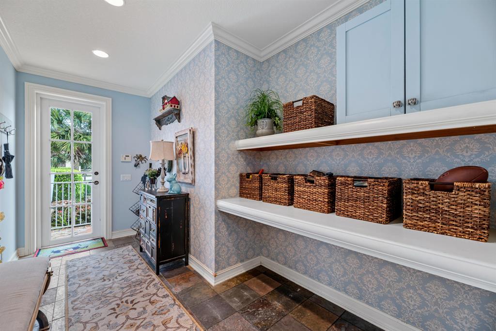 SADDLE TRAIL PARK OF WELLINGTON - Residential